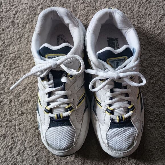 VINTAGE New Balance 854 Athletic Sneakers Men's Size 6 White/Blue/Yellow PRE-OWN - Picture 2 of 8